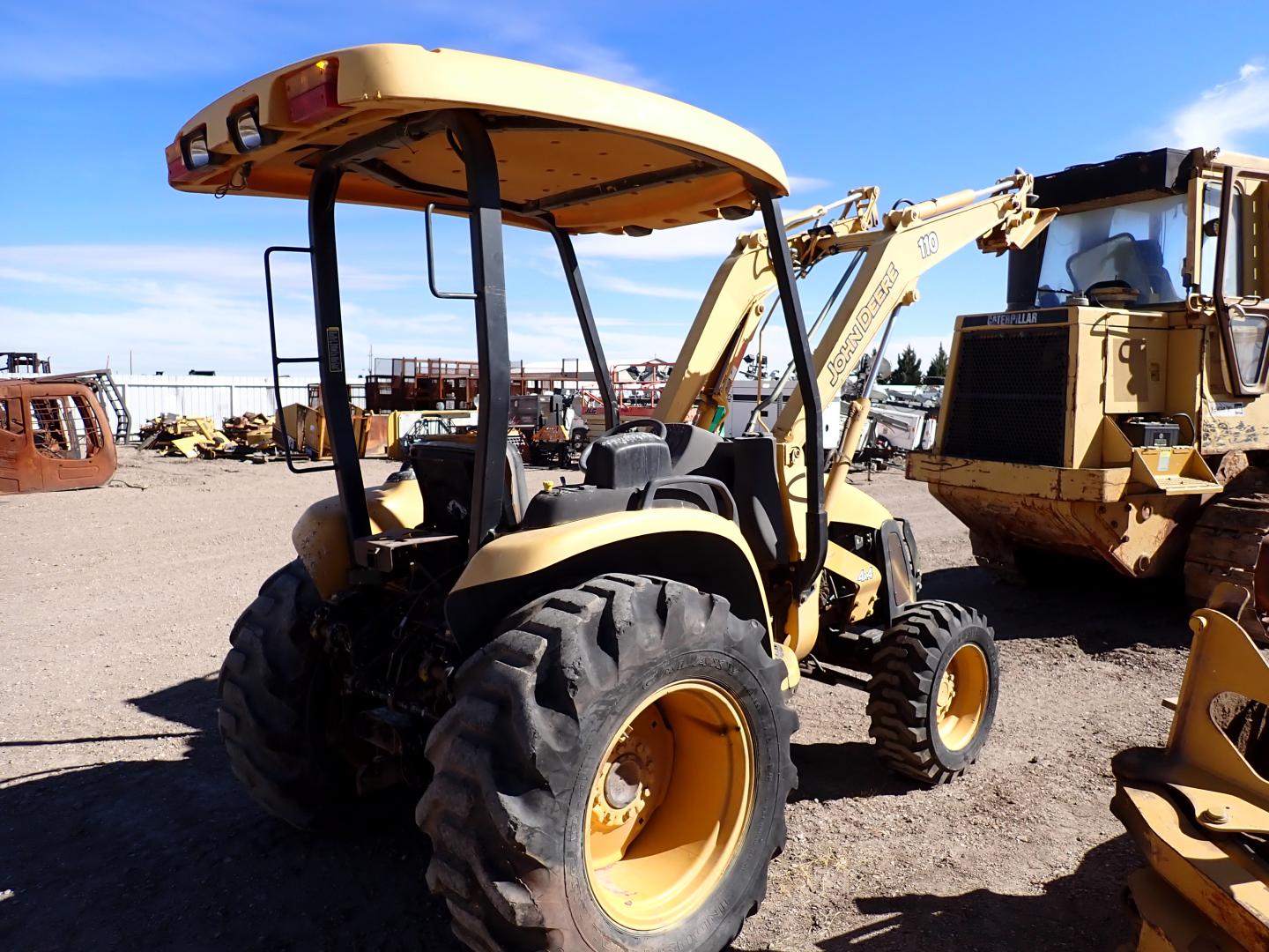 ./imagenes/INVOICE/2019/16546/RETROEXCAVADORAJOHN DEERE_110 (13).JPG